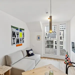  Apartamento Ding Design In Brigittenau Austria