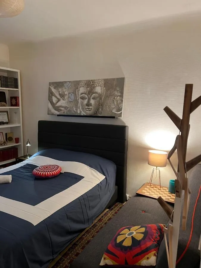 Homestay Lit Queen Size, 3Mn Beach Biarritz France